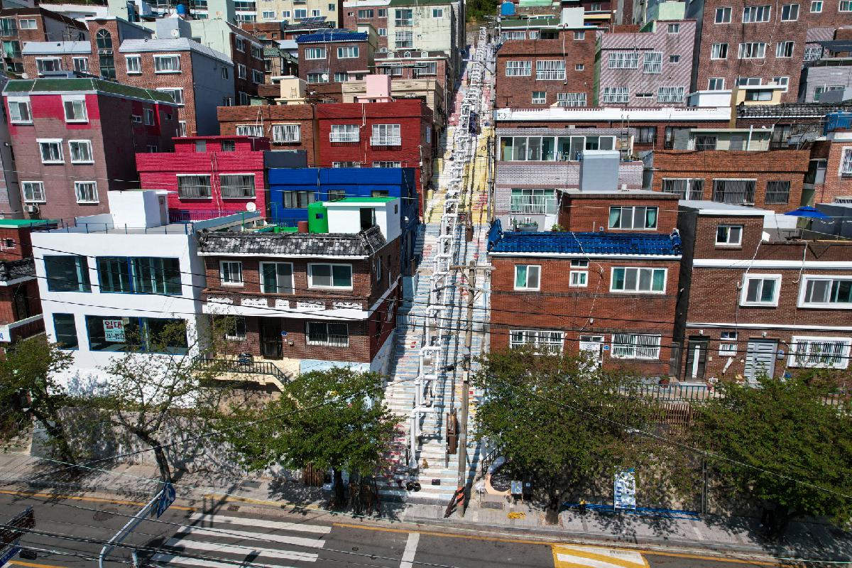 소망계단 보행편의시설 조성사업 모노레일 설치공사 현장