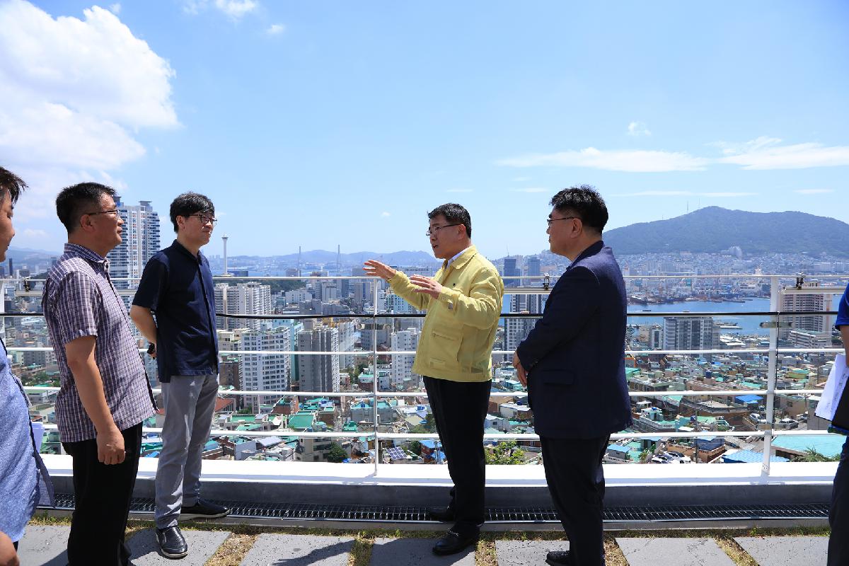 주요 현안 사업장 방문_구덕운동장 재개발, 아미초장도시재생사업 현장