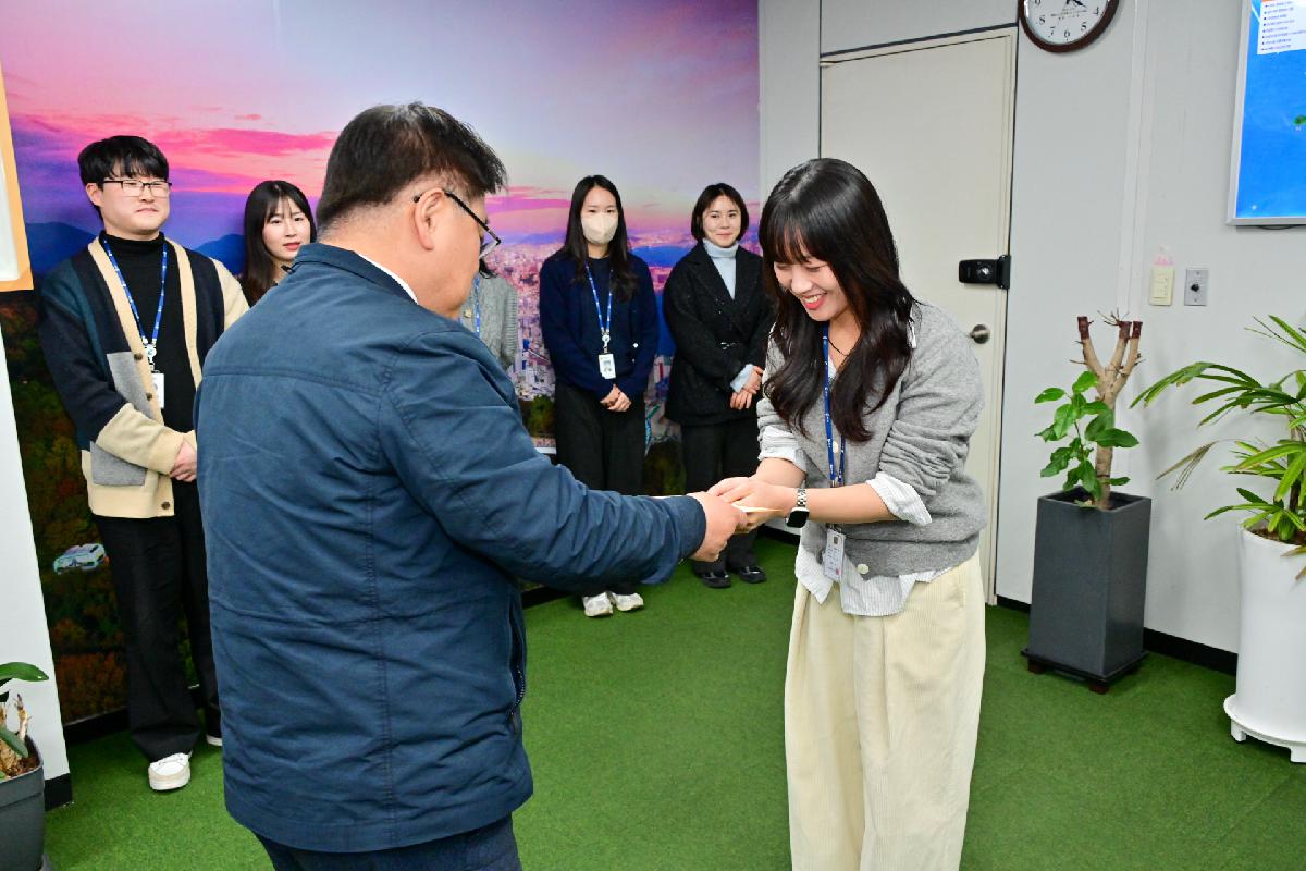 2025년 상반기 이 달의 친절 직원 및 친절 으뜸이 간담회