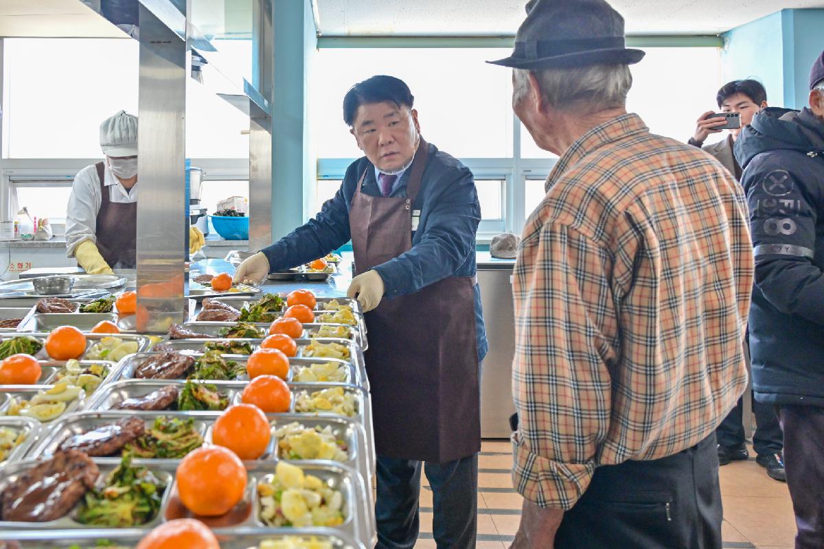 서구노인복지관 어르신 급식 봉사