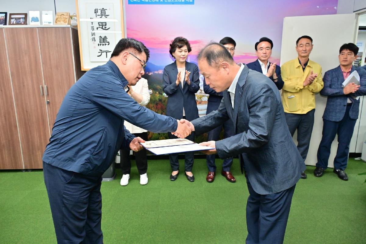 장석주 신성장사업추진단장 임용장 수여식
