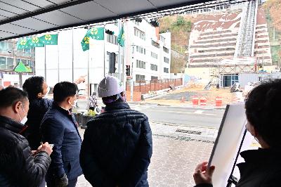 남일이네 수직보행 인프라 구축공사 현장 방문