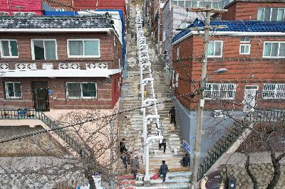 소망계단 보행편의시설 조성사업 모노레일 설치공사 현장