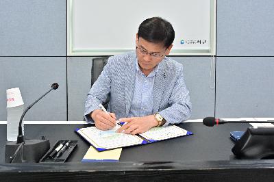 송도어촌계, 충무동새벽시장, 충무동해안시장 휴대용 방사능 측정기 사용 업무 협약식