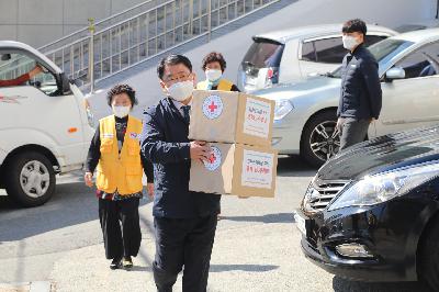 다문화 가족을 위한 행복나눔 꾸러미 전달식
