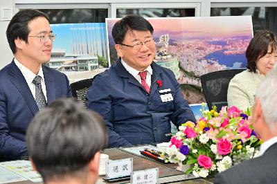 일본 사세보시 대표단 서구청 방문 영접 및 환담
