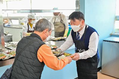 서구노인복지관 어르신 급식 봉사