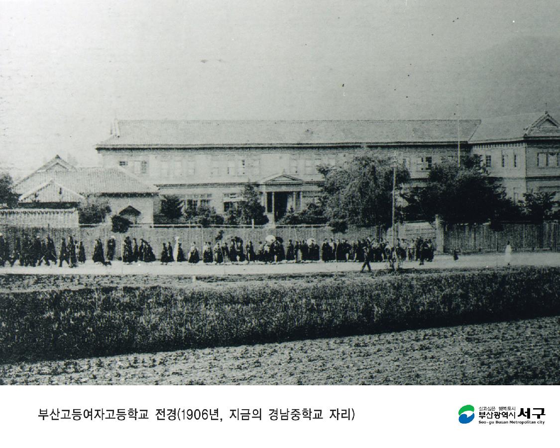 서구 옛 건물들2