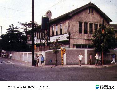 서구 옛 건물들2