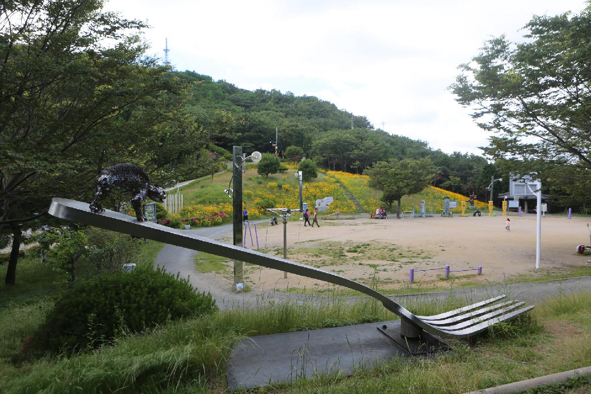 천마산 조각공원