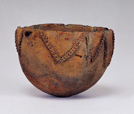 토기 융기문 발(土器 隆起文 鉢)