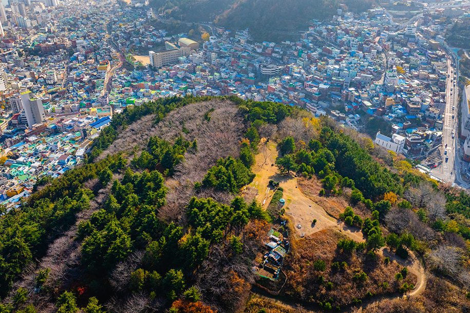 아미산