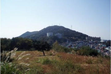아미산