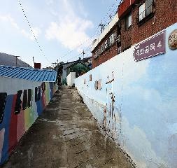 닥밭골 벽화마을
