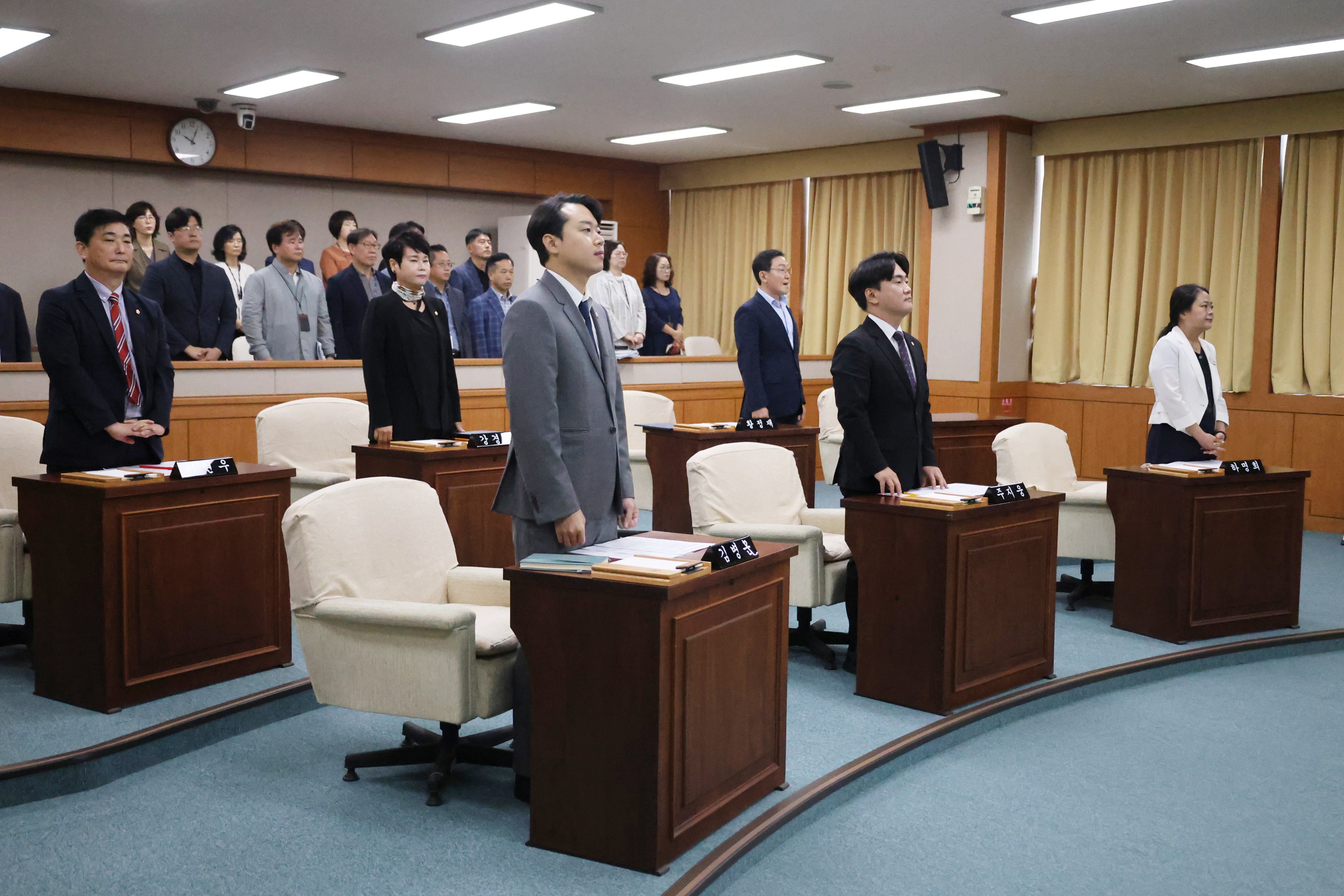 행감 특위 구성, 조례·동의안 심사