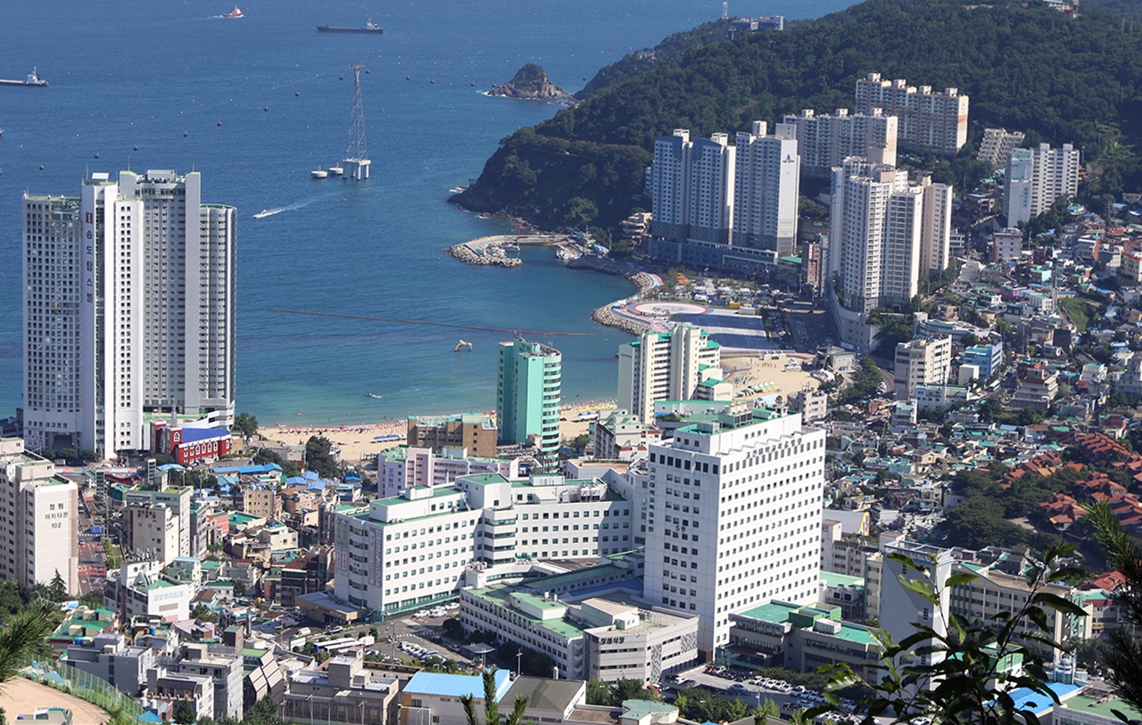 서구 베스트레코드 소개합니다-서구의 가장 오래된 의료기관 - 고신대학교복음병원