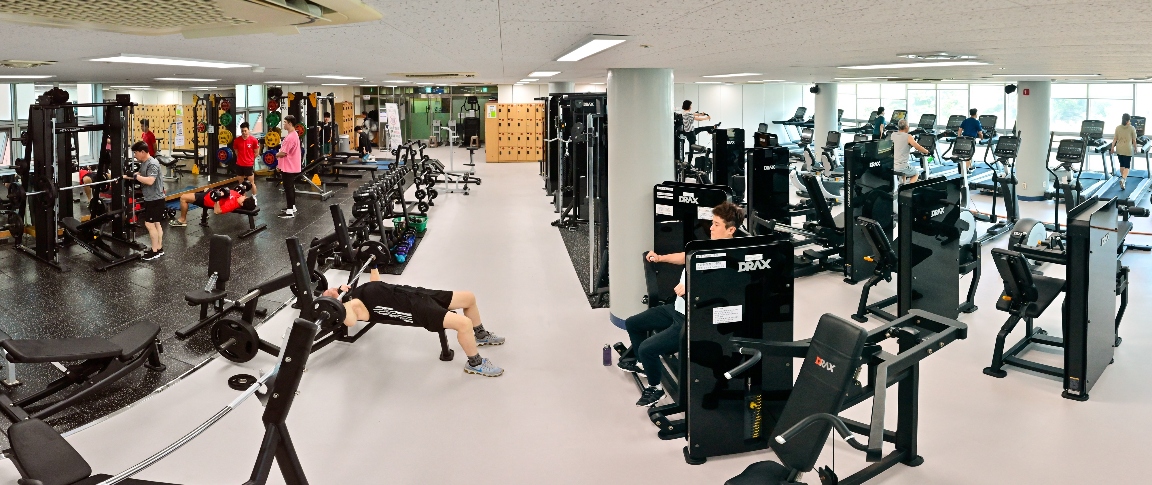 송도스포츠센터,  서구 직영 전환 후 헬스장 노후 바닥·운동기구 교체 호응