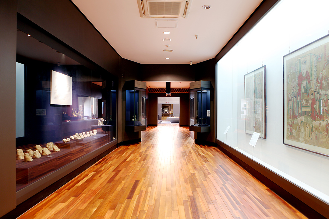 14. 동아대학교 석당박물관(Seokdang Museum of Dong-A University)